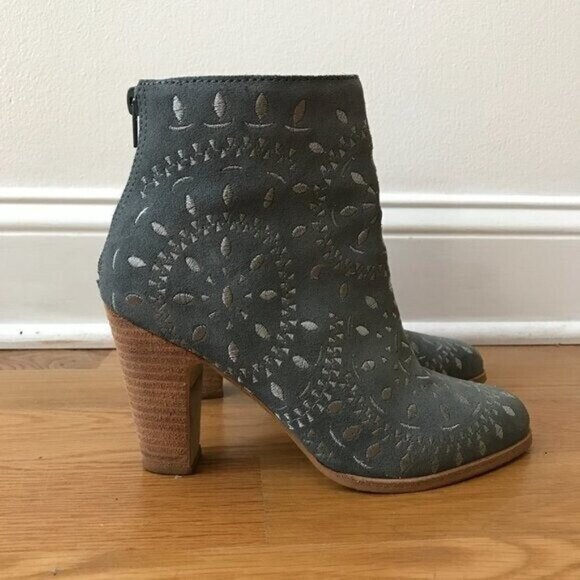Matisse Springfield Embroidered Suede Ankle Booties Dusty Blue - Picture 4 of 13